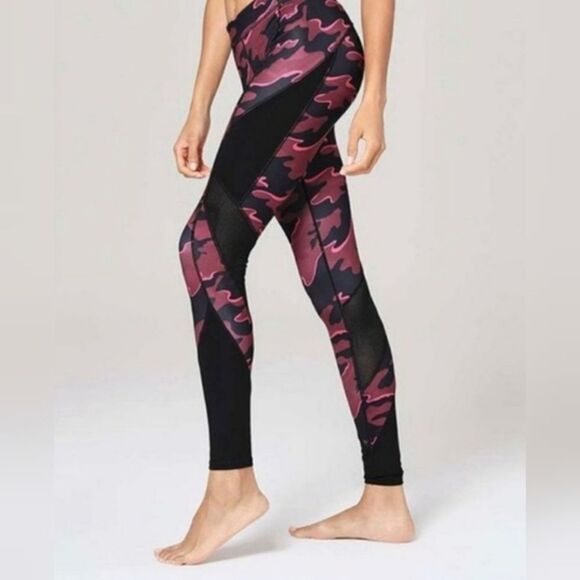IVY PARK Beyonce Pink Camo Mesh Inset Leggings XXS - Picture 1 of 13